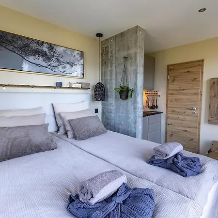 Le Dans Le Ciel Small, Cozy,&peaceful With A Dream View * Monthey